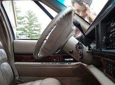 Universal Locksmith Store Wesley Chapel, FL 813-364-4356 - 20-Car-Lockout